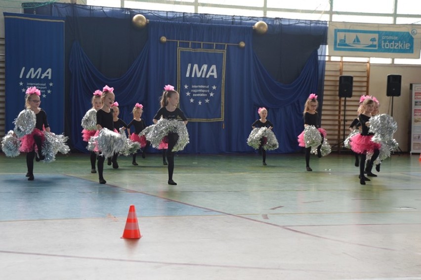 VII Otwarte Mistrzostwa Mażoretek Polski Środkowej w...