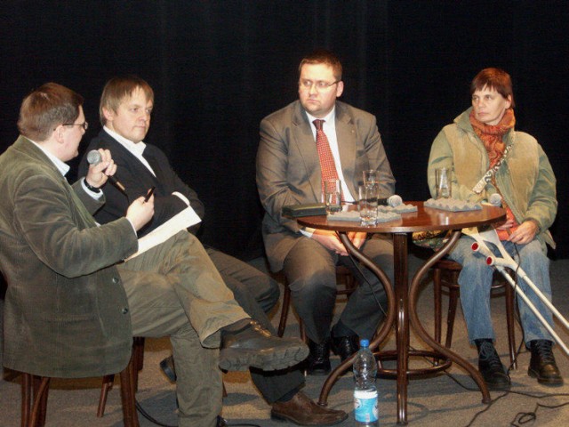Od lewej: Tomasz Terlikowski, Marek Ciesiółka, Jan Ołdakowski, Janina Ochojska