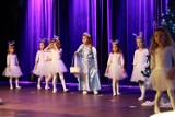 Maluchy z Przedszkola Publicznego nr 9 "Akademia Przedszkolaka" wystąpiły w spektaklu świątecznym w Centrum Kultury "Browar B." 