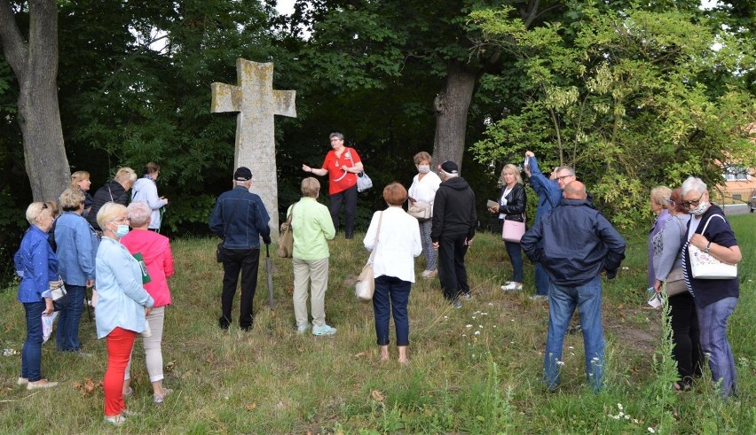 Seniorzy na wycieczce po Stargardzie. Teraźniejszość i historia 