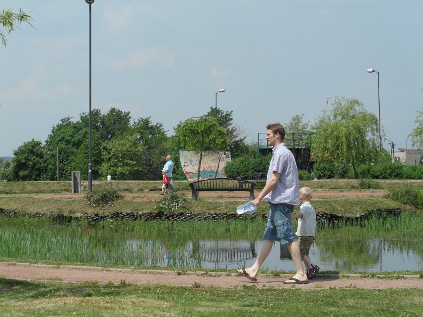 Park Cegielnia jest ulubionym miejscem spacerów całych...