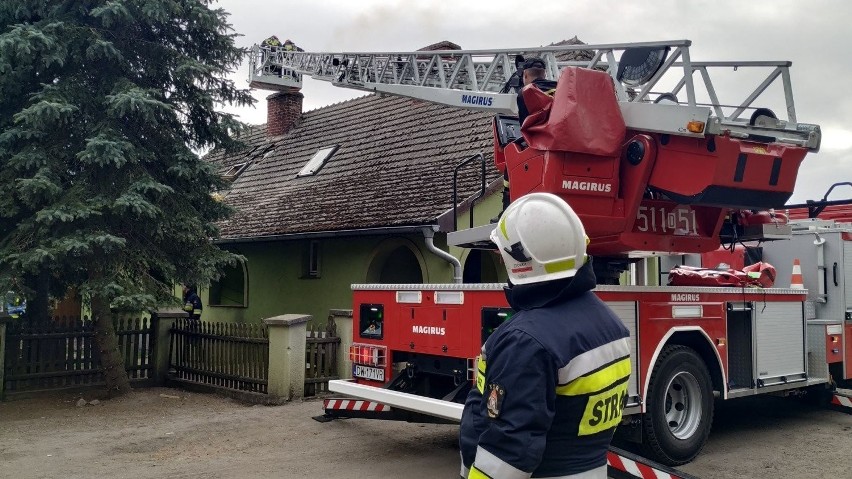 Pożar budynku gospodarczego w Kwaśnych Kątach              