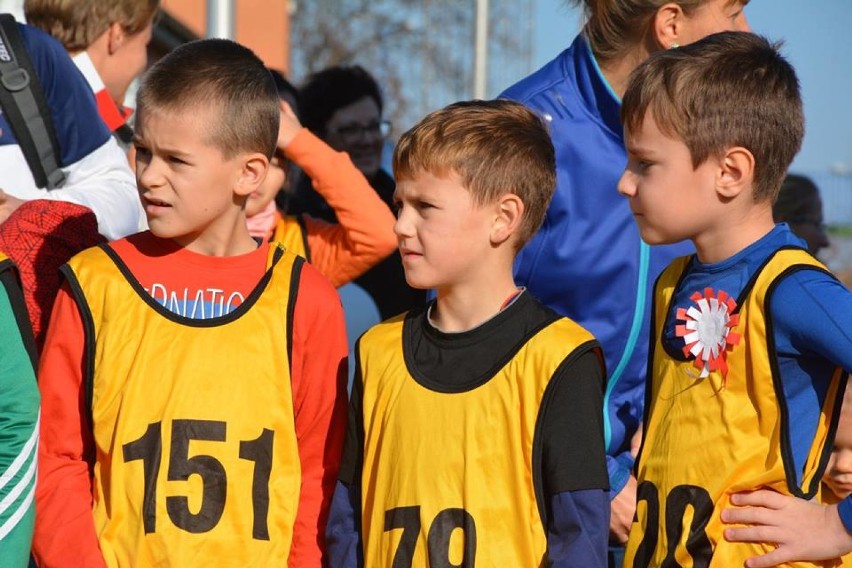 Bieg Niepodległości 2018 w Łazach. Ponad 100 osób na starcie ZDJĘCIA + WYNIKI