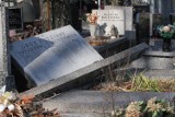 Zdewastowany cmentarz na Mani. Wandale zatrzymani przez policję