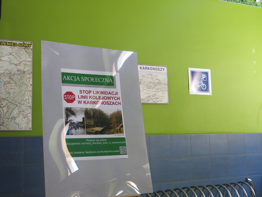 Kolej Jelenia Góra. Zbierają podpisy pod petycją o ratowanie torów  do Karpacza