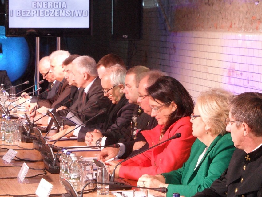 Politycy Prawa i Sprawiedliwości debatowali w Zabrzu nad energetyką. Zabrakło Jarosława Kaczyńskiego