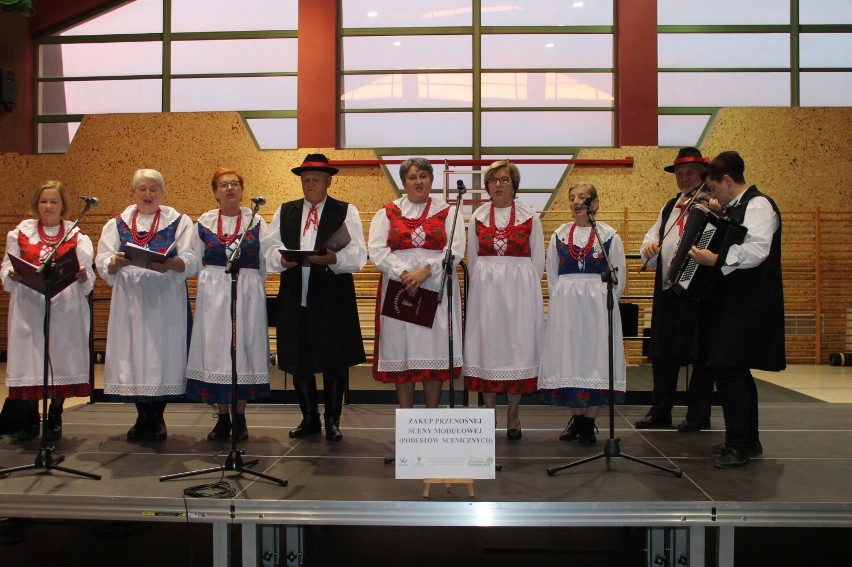 Piknik Mam Talent w Liskowie. Utalentowani mieszkańcy zaprezentowali się na jednej scenie. ZDJĘCIA