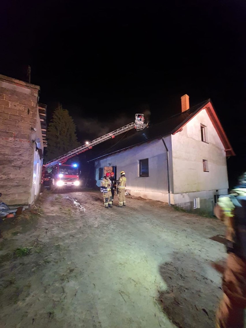 Nie tylko świątecznie - tuż przed świętami strażacy walczyli z pożarem w Glinczu