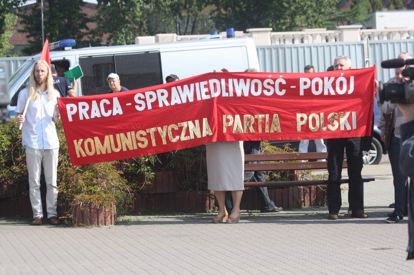 Manifestacja pierwszomajowa w Dąbrowie Górniczej.