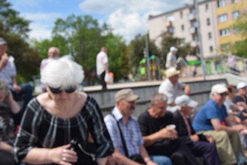 W Sandomierzu trwają Senioralia. Na placu 3 Maja na seniorów czeka moc atrakcji. Zobacz zdjęcia 