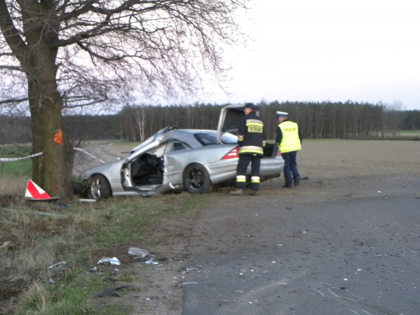 Wypadek w Dębsku. Kaliszanin ciężko ranny