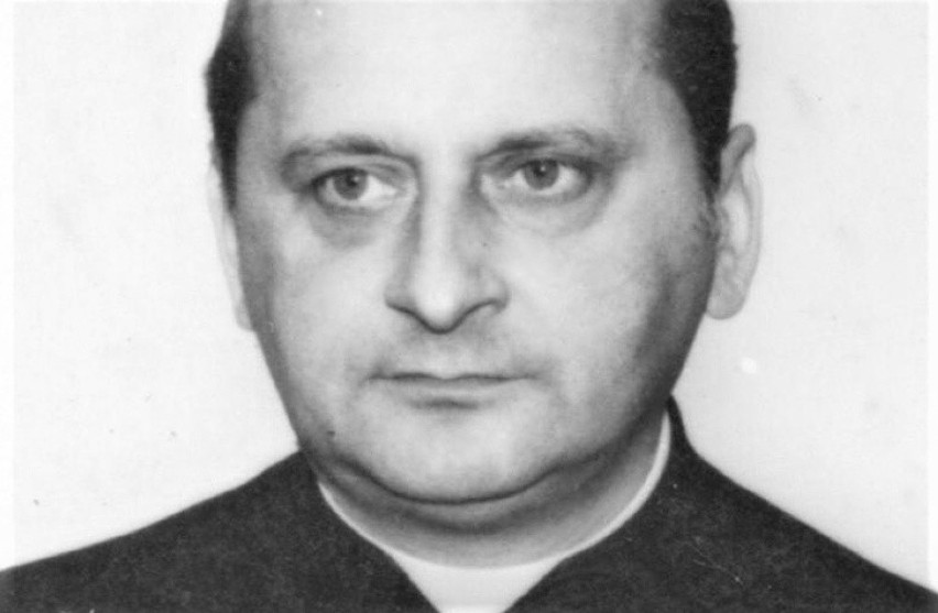 Ks. Ludwik Walerowicz od 1961 r. do 1995 r. był najpierw...