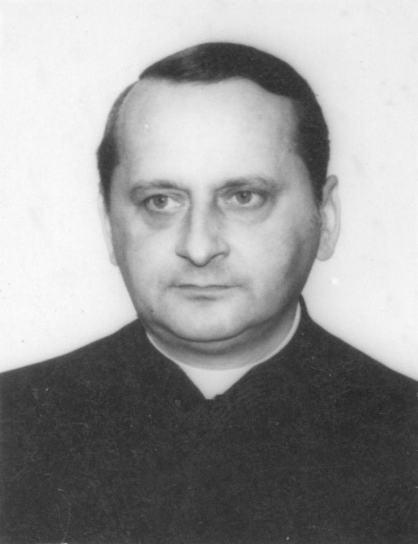 Ks. Ludwik Walerowicz od 1961 r. do 1995 r. był najpierw...