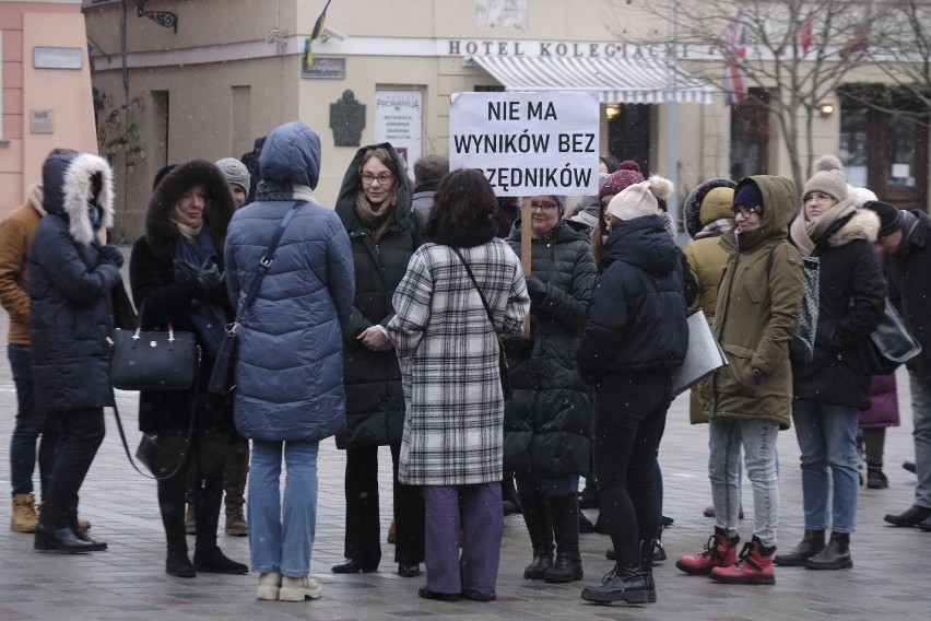 Jeśli sytuacja nie zostanie rozwiązana, to pracownicy...