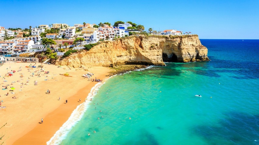 Portugalia słynie ze swoich pięknych plaż. Wybraliśmy dla...