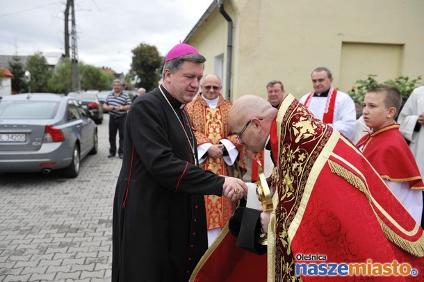 Ligota Mała: Bierzmowanie z rąk nowego arcybiskupa
Święto w...