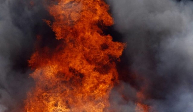 Pożar w Jastrzębiu: trzy osoby w szpitalu