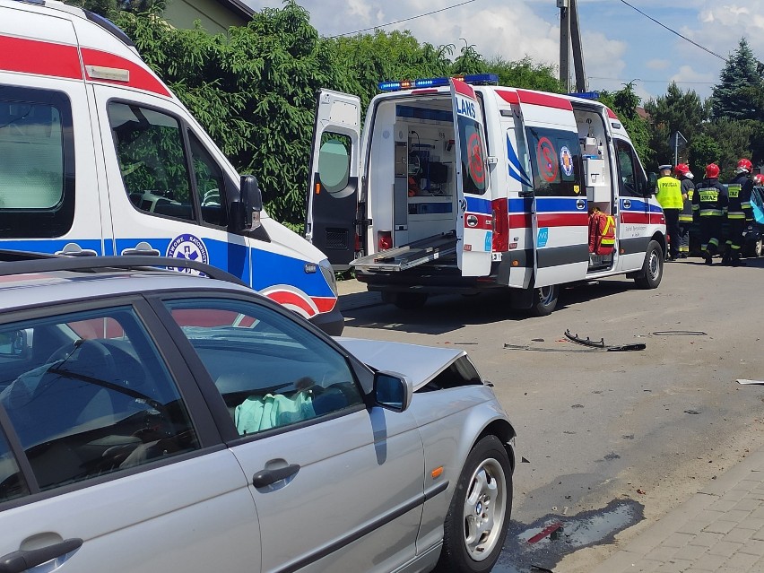 Wypadek na ulicy Floriańskiej w Jaśle! Ranna kobieta seata trafiła do Szpitala Specjalistycznego w Jaśle [FOTO]