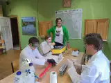 Studenci Politechniki Gdańskiej badają wody Wdzydzkiego Parku Krajobrazowego