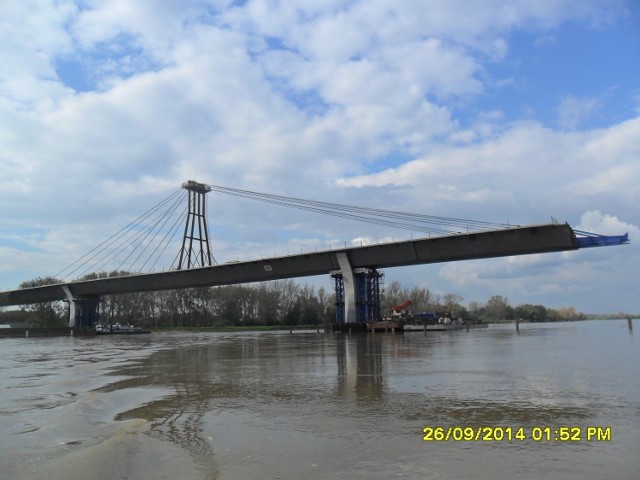Most w Kamieniu i obwodnica Chodla - tu do zrobienia pozostało najwięcej, a czas goni.
