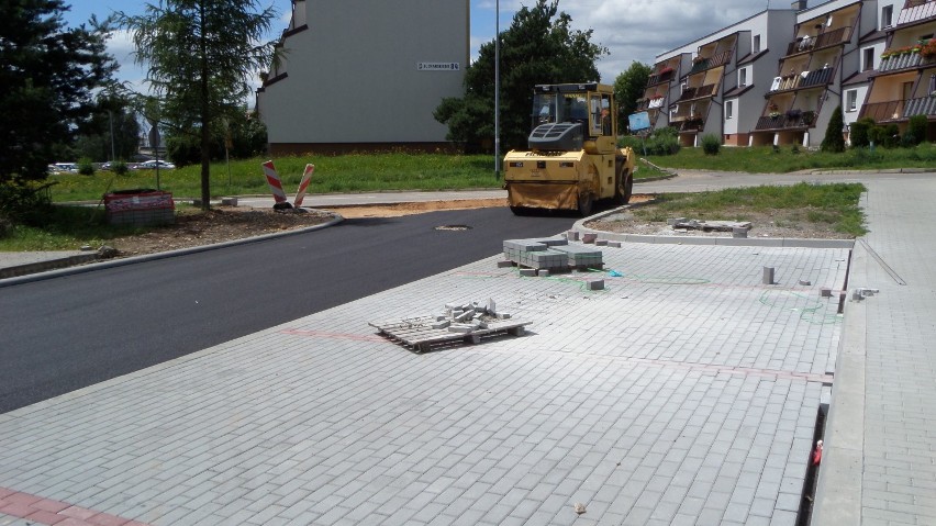 Na ulicy Ogrodowej w Myszkowie położono asfalt w łączniku z ul. Sucharskiego ZDJĘCIA
