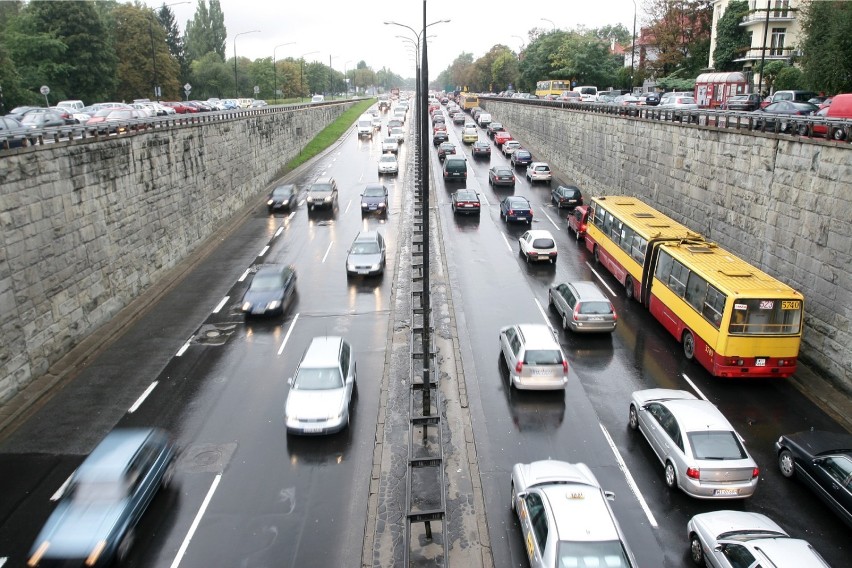 Warszawscy kierowcy. Jak powinni się zachowywać? Z waszą...