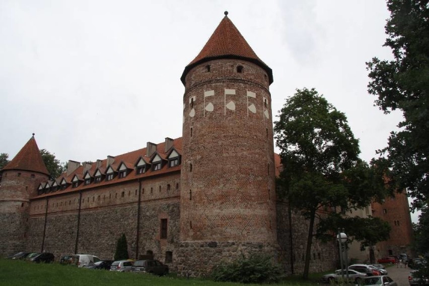 Wybudowano go na początku XV wieku. Zamek Krzyżacki jest...
