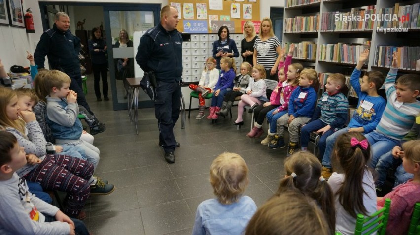Myszków: Policja odwiedziła przedszkolaków z Poraja [ZDJĘCIA]