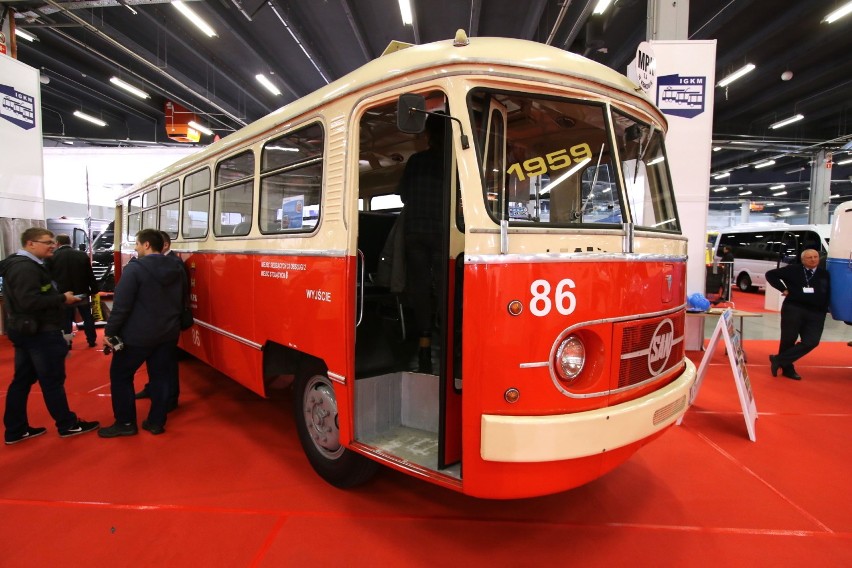 Najstarsze w Polsce autobusy komunikacji miejskiej można...