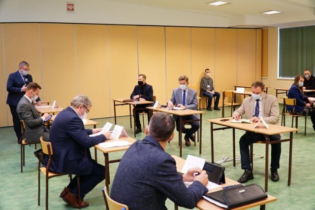 8 stycznia tucholscy samorządowcy dyskutowali z przedstawicielami sejmiku i zarządu województwa kujawsko-pomorskiego.