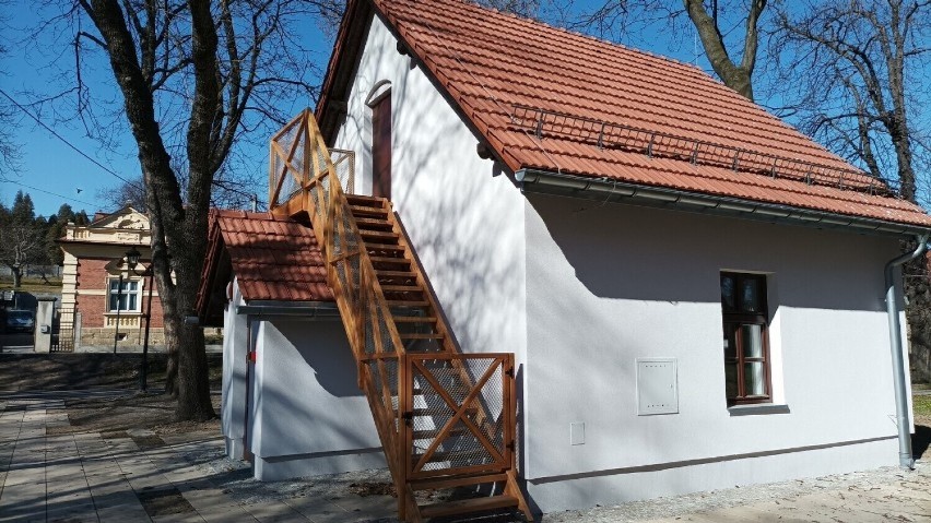 Odnowione budynki posalinarne na Plantach w Bochni, za kilka...