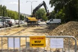 Ruszył remont chodników przy stadionie Wisły Kraków. Czy zdążą przed Igrzyskami Europejskimi?