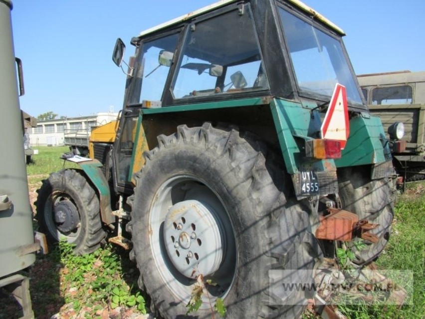 Traktor kołowy URSUS U1014
Rok produkcji: 1989
Cena: 16 tys....