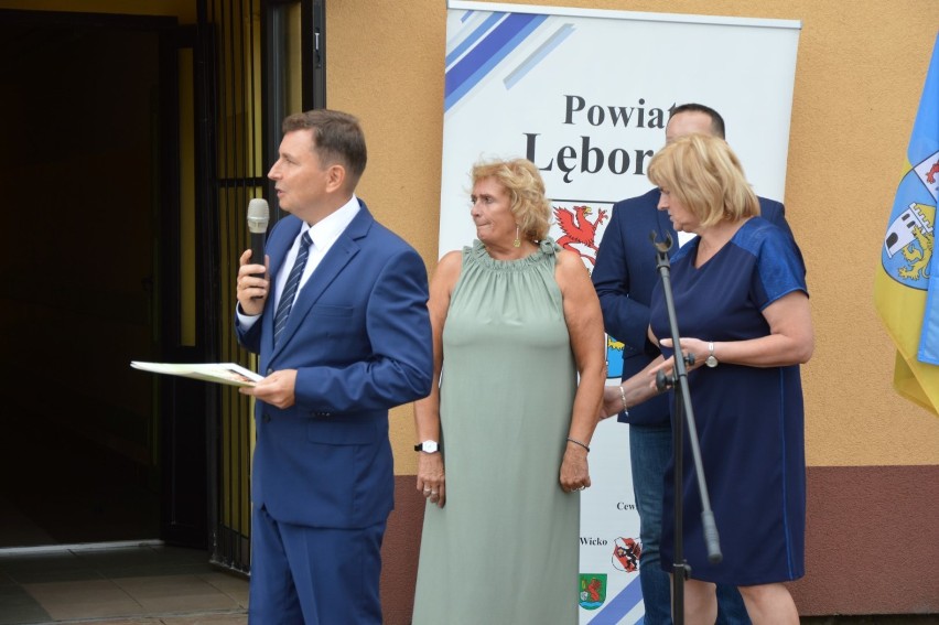 Wyjątkowa inauguracja roku szkolnego w PCE. "Budowlanka" wreszcie ma swoje boisko ZDJĘCIA