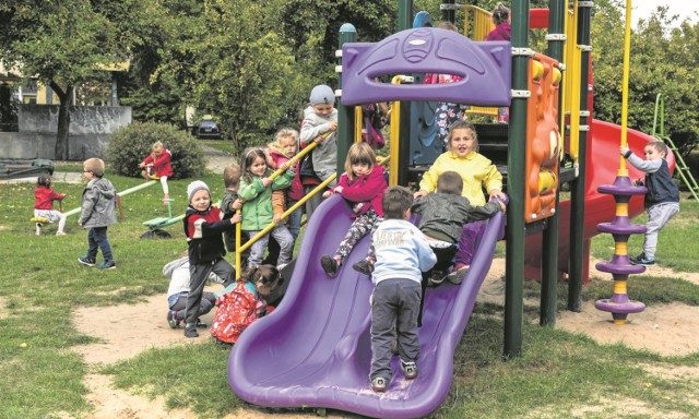 W Przedszkolu nr 20 przy ul. Ujejskiego na Wzgórzu Wolności dzieci mają się dobrze. I czekają na kolejne koleżanki i kolegów, bo wolne miejsca dla kilkulatków pozostały. Nie tylko ta placówka publiczna je oferuje