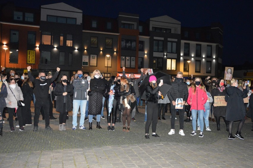 Lębork. Tak nasi samorządowcy protestowali w niedzielę na ulicach miasta