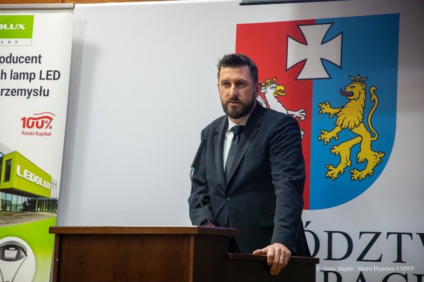 Marszałek Władysław Ortyl honoruje samorządowców Podkarpacia: Wręczenie Podkarpackiej Nagrody Samorządowej 2024 [ZDJĘCIA]