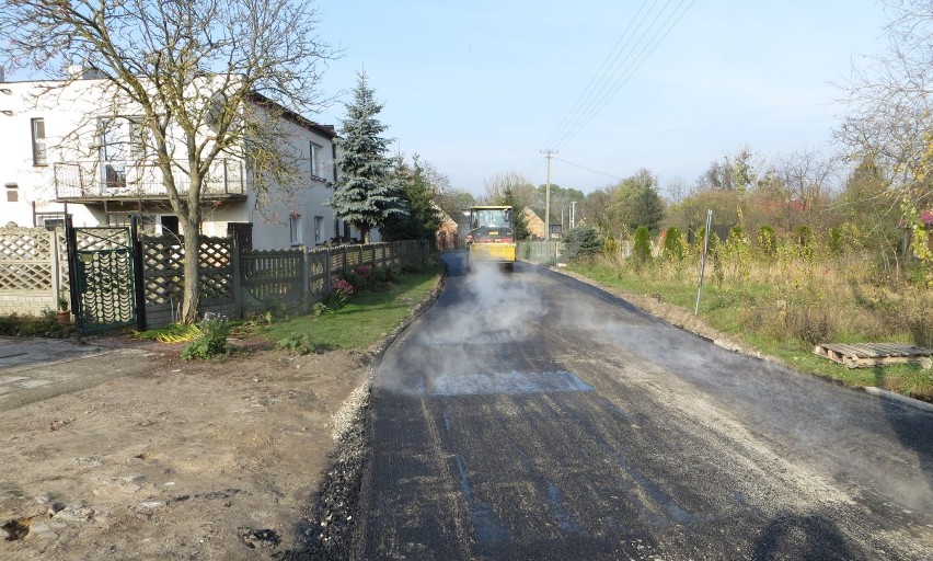 Powstaje nowa droga w gminie Skoki [ZDJĘCIA] 
