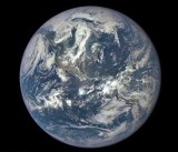 Satelita DSCOVR wykonał wspaniałą fotografię Ziemi z odległości 1,6 mln kilometrów (zdjęcie)