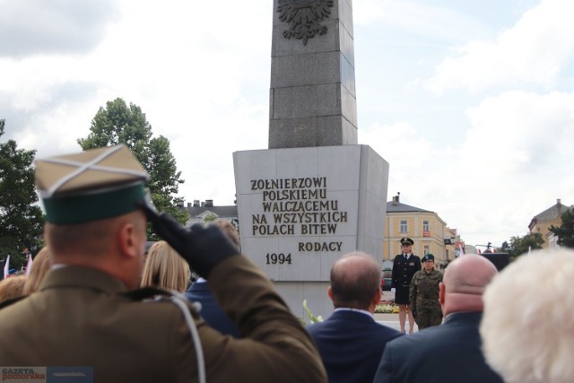 Na placu Wolności jest obecnie Pomnik Wdzięczności dla Żołnierza Polskiego. Ma zastąpić go nowy monument.