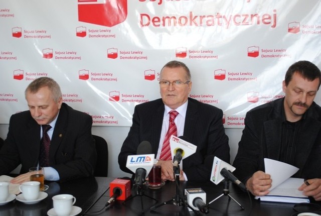 Zaplecze prezydenta Nowickiego popiera jego dążenie do koalicji z platformą