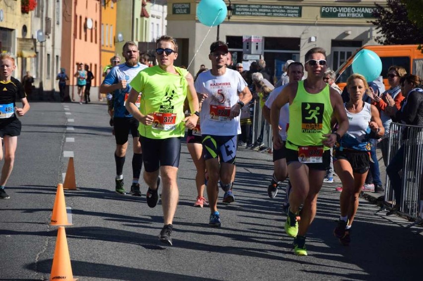 Drugi Bieg Podkowy w Skokach. Sportowcy opanowali ulice miasta [GALERIA CZĘŚĆ 3]