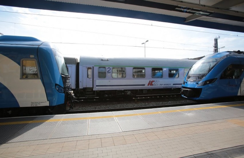 Nowoczesne pociągi z wi-fi na trasie do Gryfina [wideo, zdjęcia]