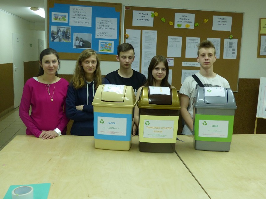 Uczniowie grudziądzkiego OHP uczyli się segregowania odpadów