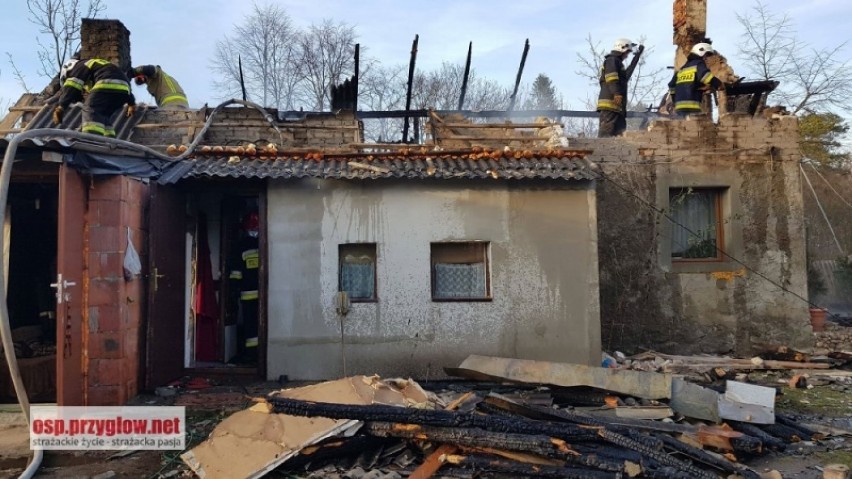Pożar domu w Białej w gminie Sulejów