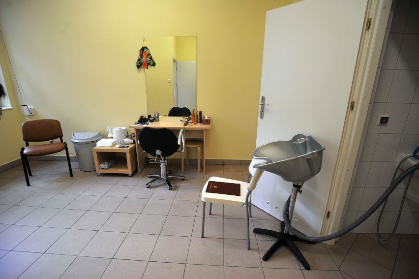 W Wielką Sobotę sopocki Caritas otworzył zakład fryzjerski dla bezdomnych