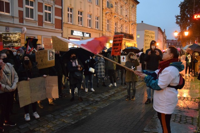 Słowne przepychanki na deptaku