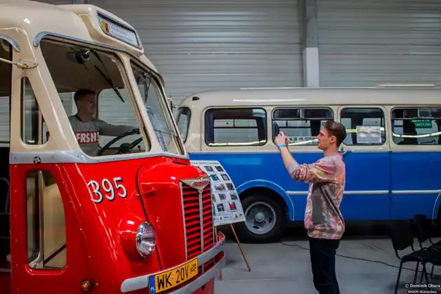 Ocalili stare autobusy, tramwaje, a nawet trolejbus. Teraz walczą o Muzeum Komunikacji