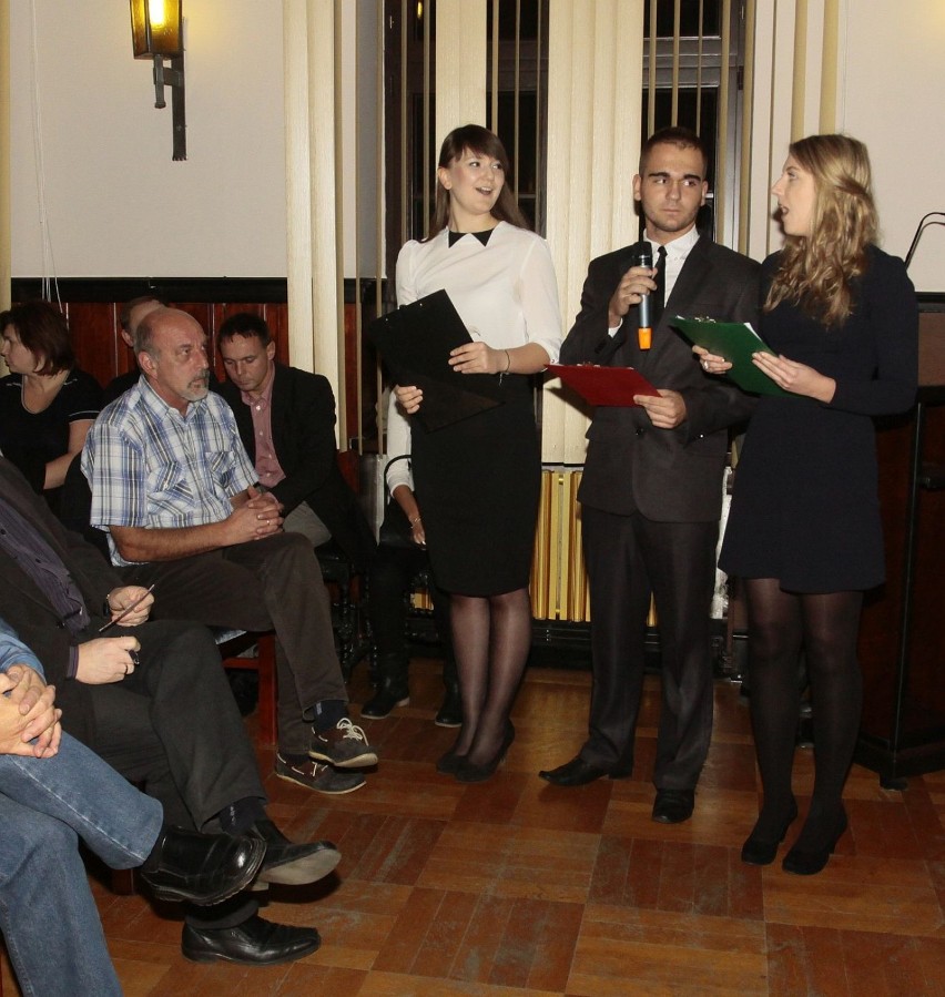 Debata burmistrzowska w Pucku: kandydaci w ratuszu