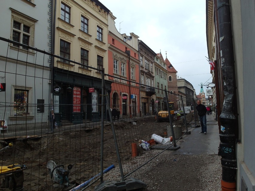 Trwa kompleksowy remont ulicy Sławkowskiej. Ulica wygląda...